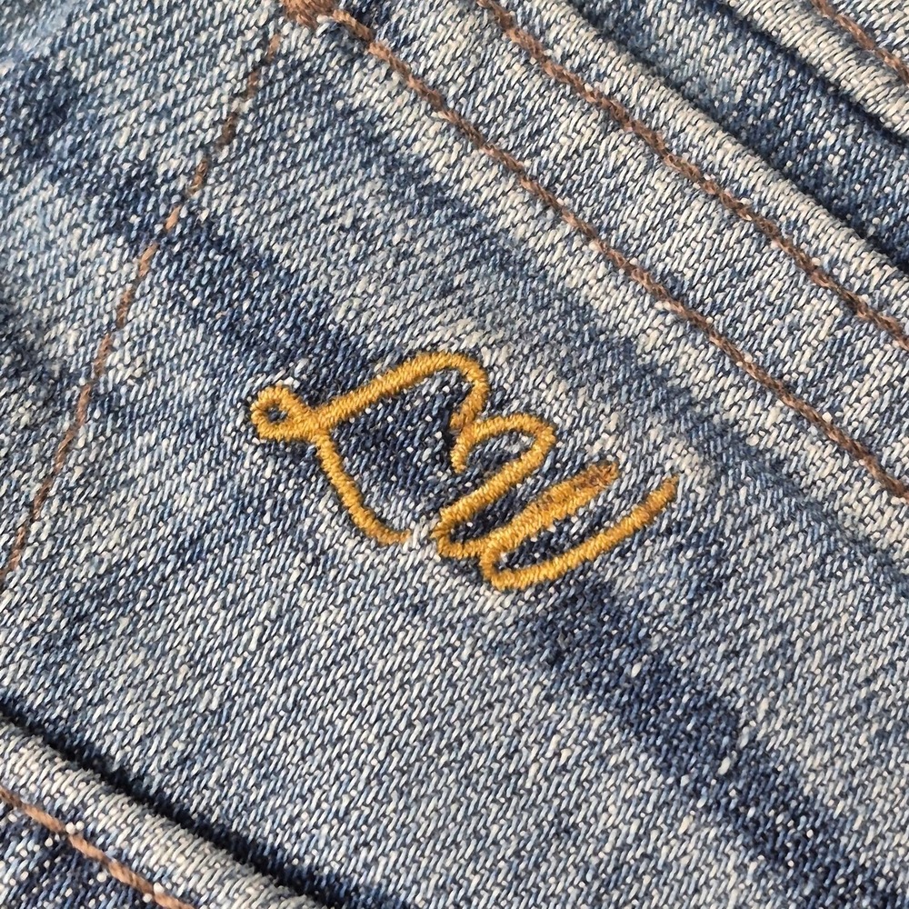 NWOT Wrangler Lainey Wilson Blue Flare Jeans - Picture 6 of 7